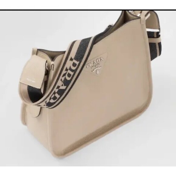 PRADA Leather hobo bag - Picture 2 of 11